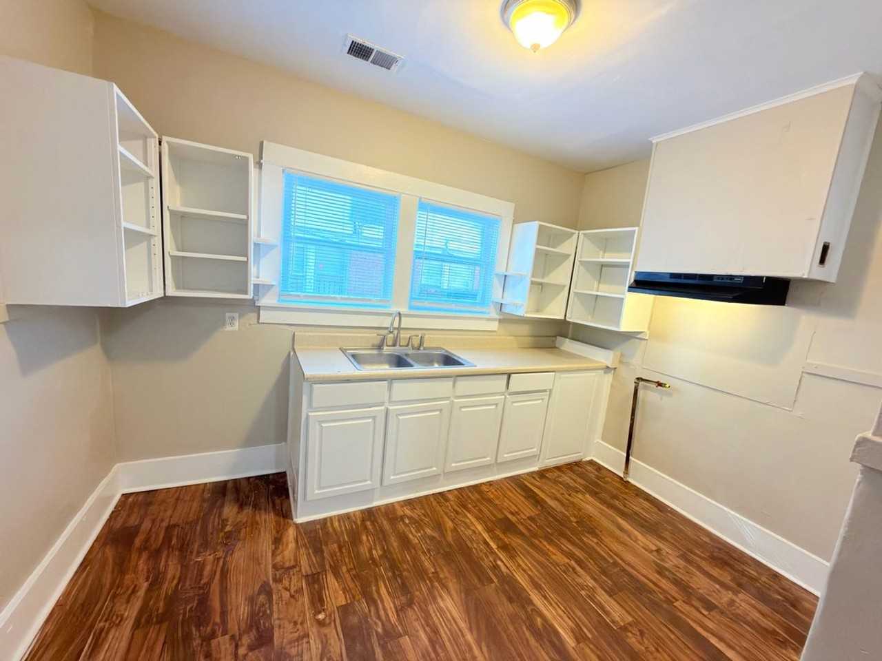 328 Hodges Street - Photo 3 of 21