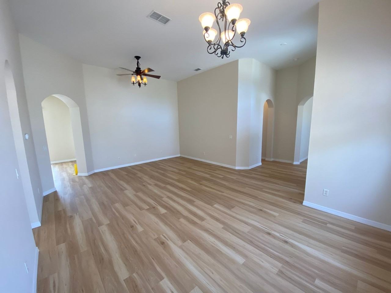 12066 Se 176th Loop - Photo 7 of 43