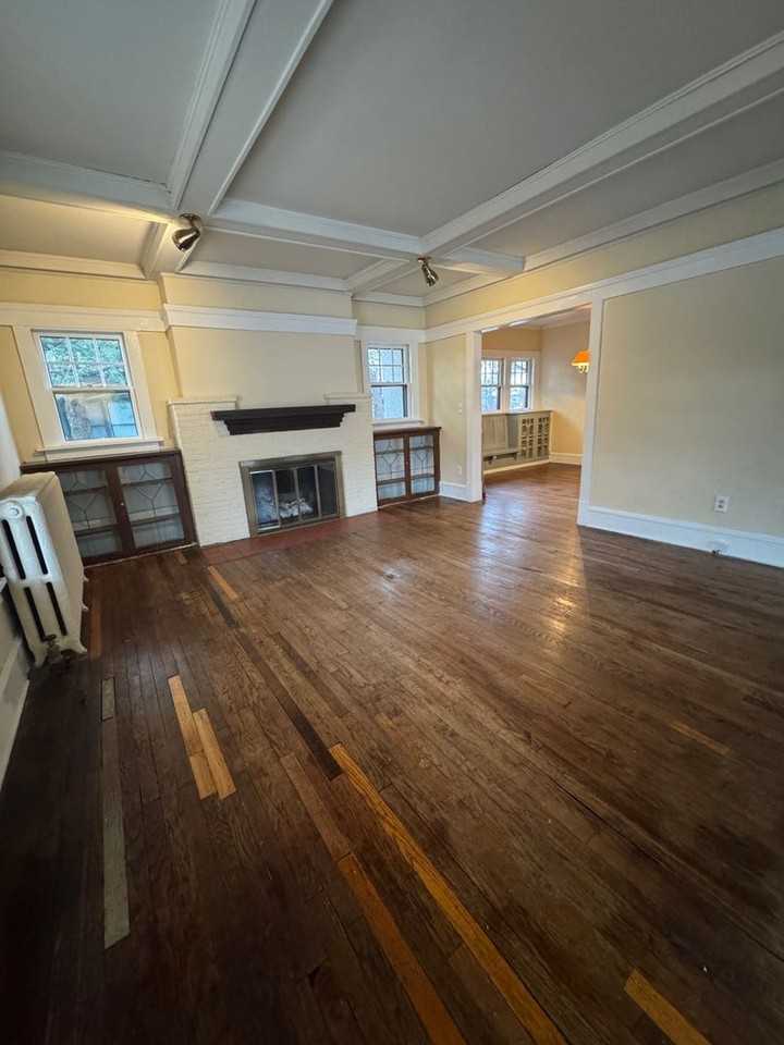 815 Garfield Ave - Photo 3 of 17