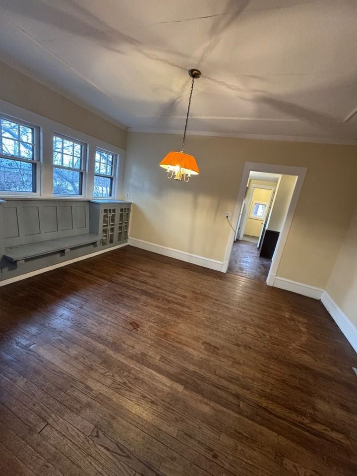 815 Garfield Ave - Photo 4 of 17