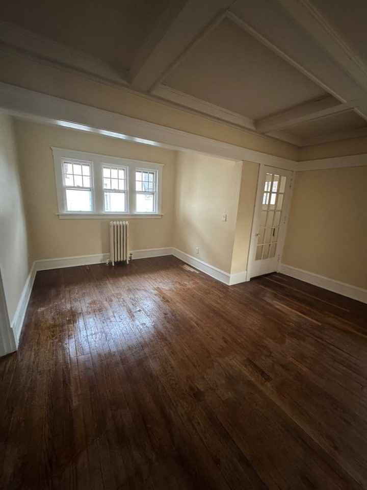 815 Garfield Ave - Photo 7 of 17