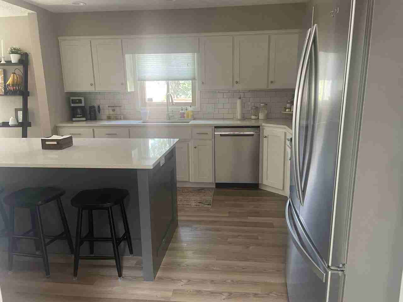 15368 Nicholas Street - Photo 3 of 18