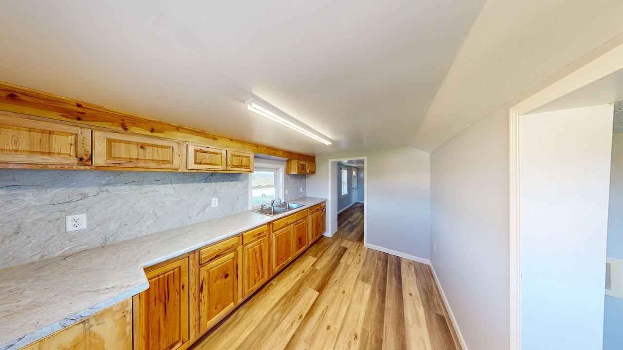 6161 Franklin Church Rd - Photo 3 of 12