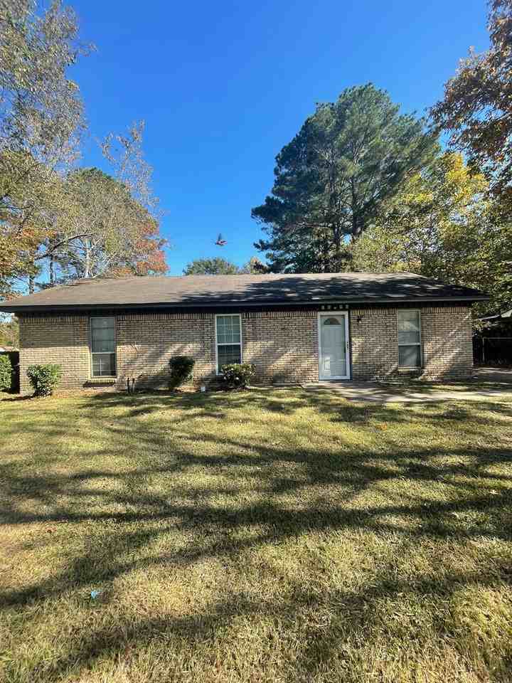 6646 Pinebrook Drive