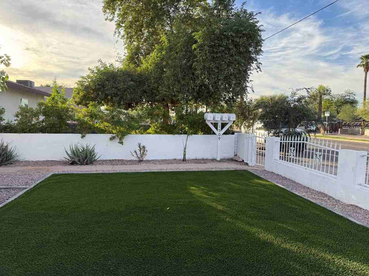 A612 - Photo 2 of 19