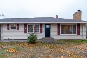 featured image of 1418 N Woodruff Rd