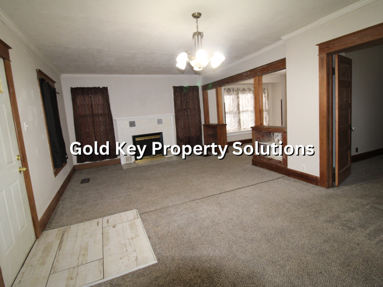815 N Elm St - Photo 6 of 18