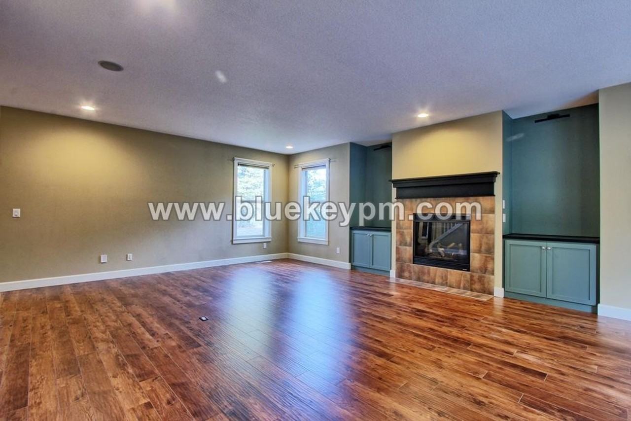 964 W S Cir - Photo 3 of 22