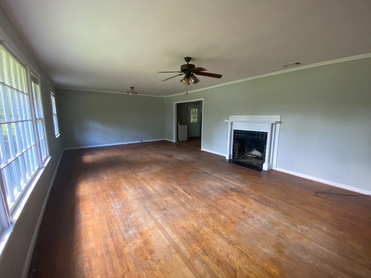 301 Pitt Moore Rd - Photo 5 of 12