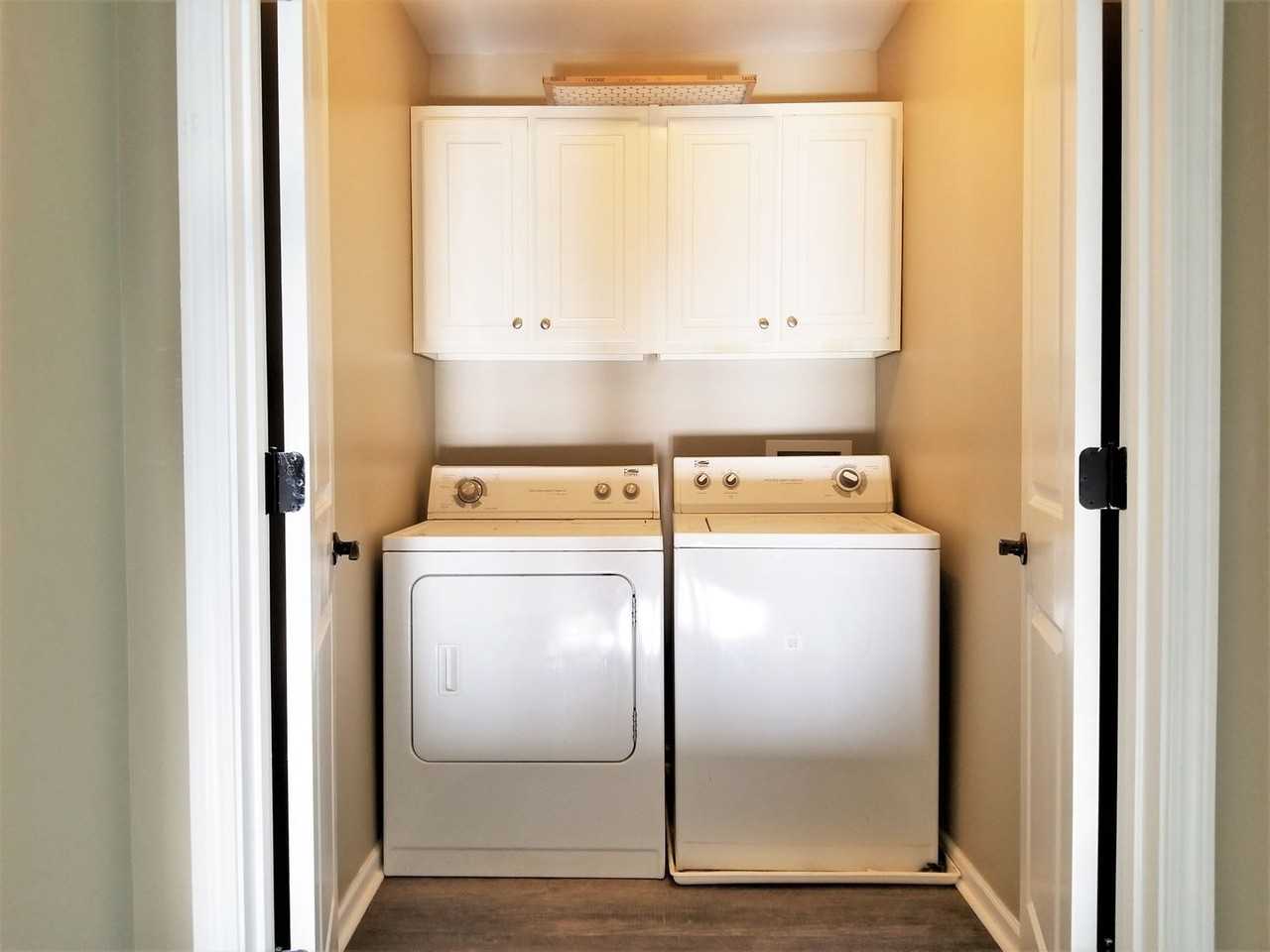 235 N Main St - Photo 7 of 17