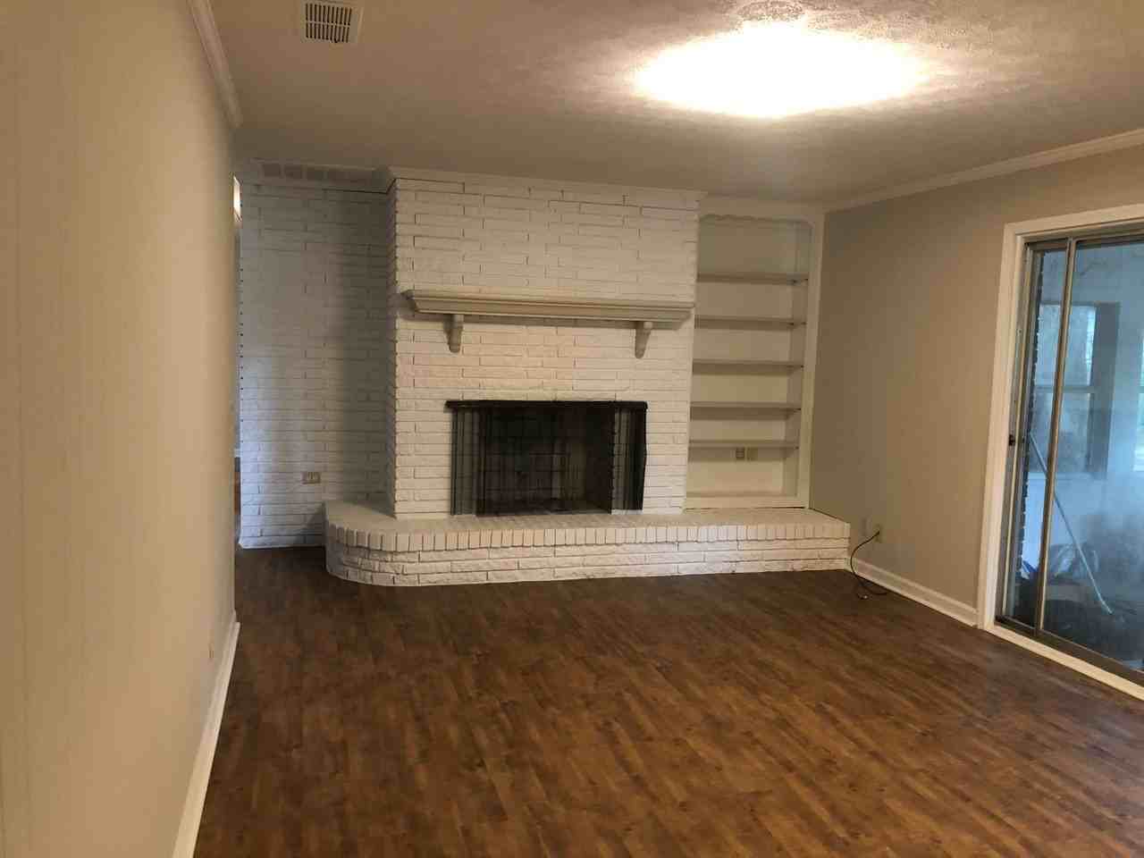 119 Terrell Drive - Photo 3 of 8