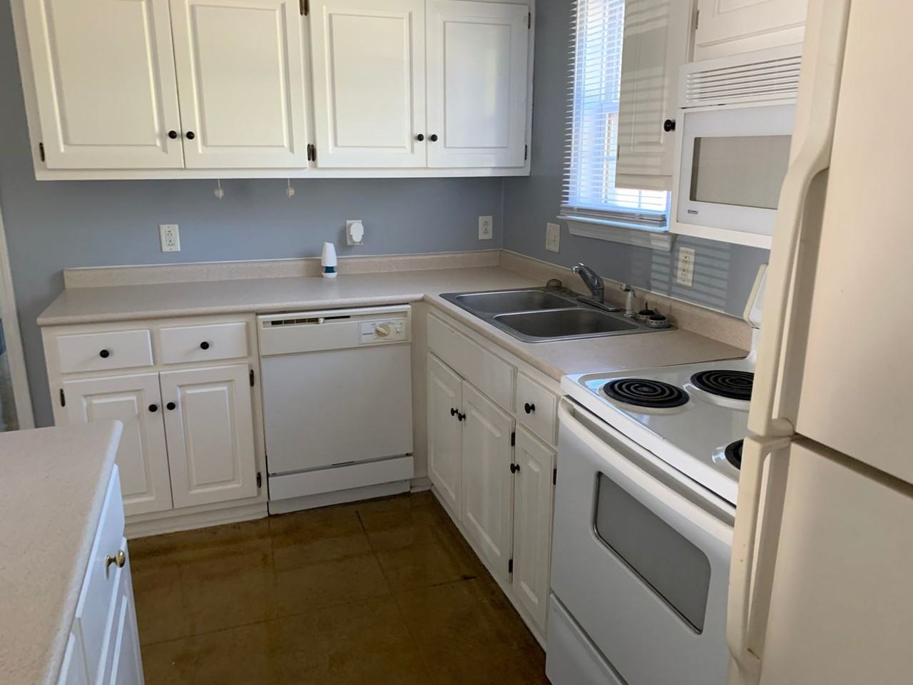 1906 Archies Walk - Photo 4 of 13