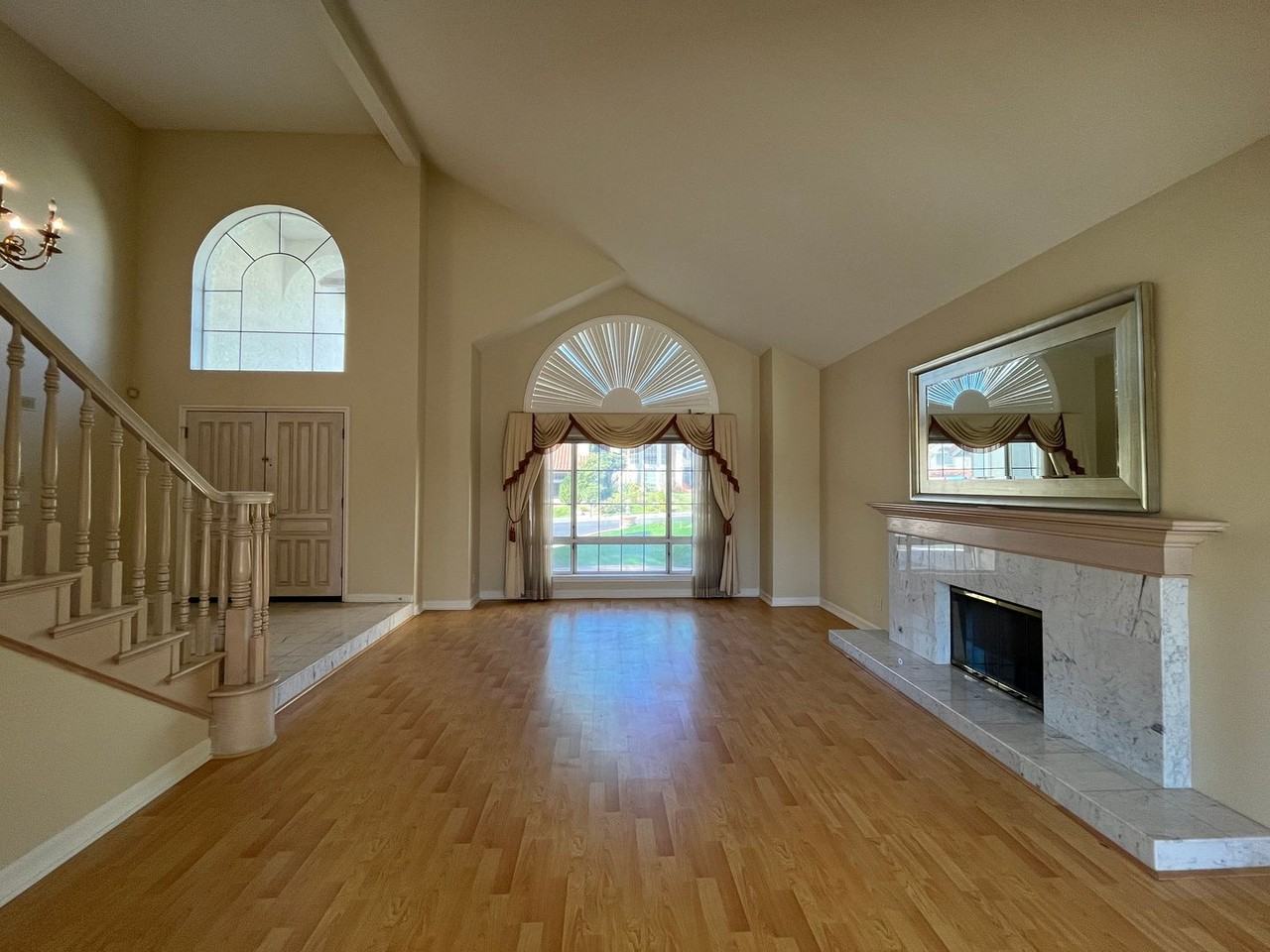 19630 Pine Valley Way - Photo 3 of 29
