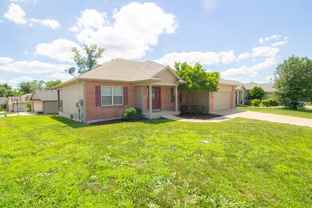 208 Jackal Dr - Photo 1 of 1