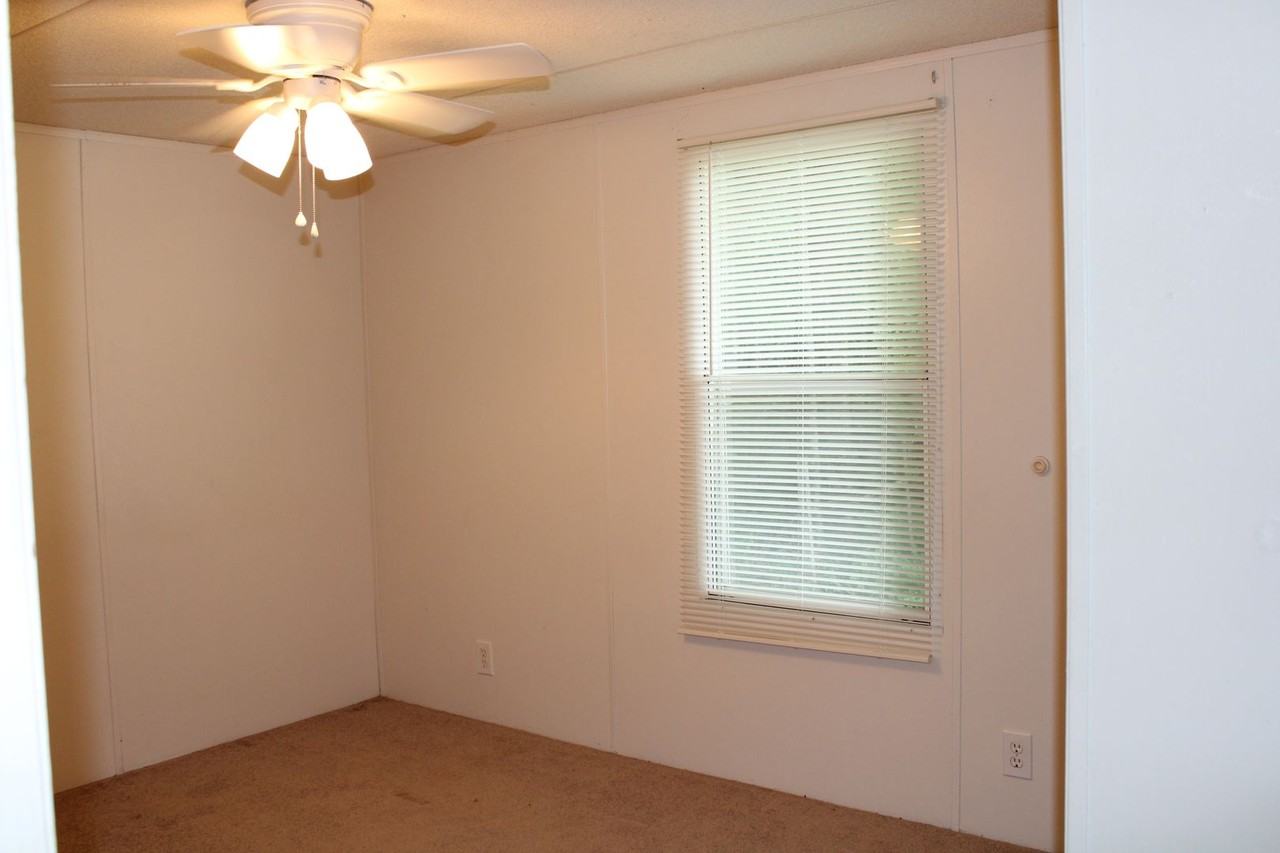 101 River Bluff Road - Photo 6 of 9