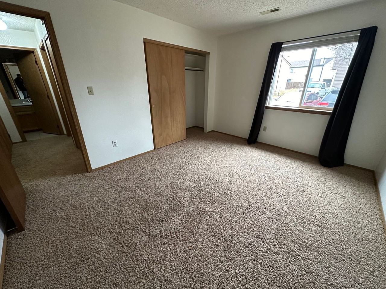 4321 Hawks Lookout Lane - Photo 7 of 9