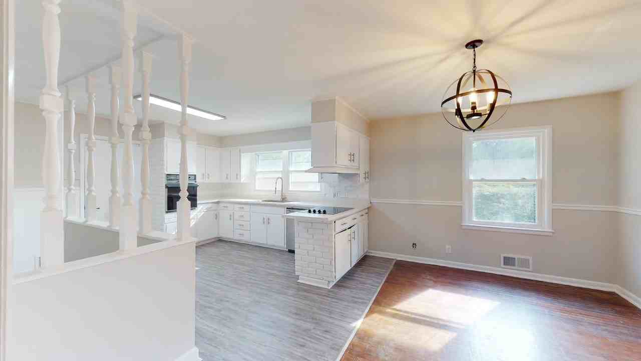 2601 Glenn Street - Photo 4 of 15