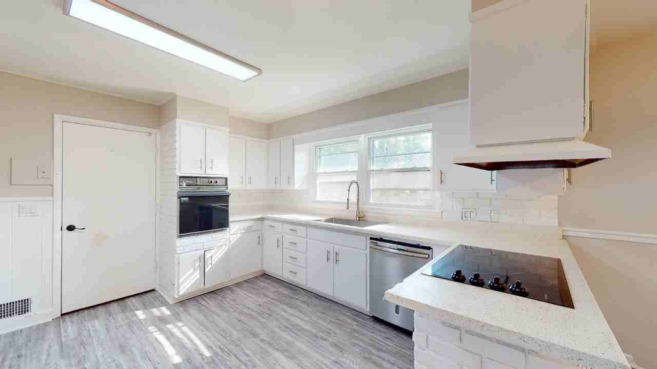 2601 Glenn Street - Photo 5 of 15