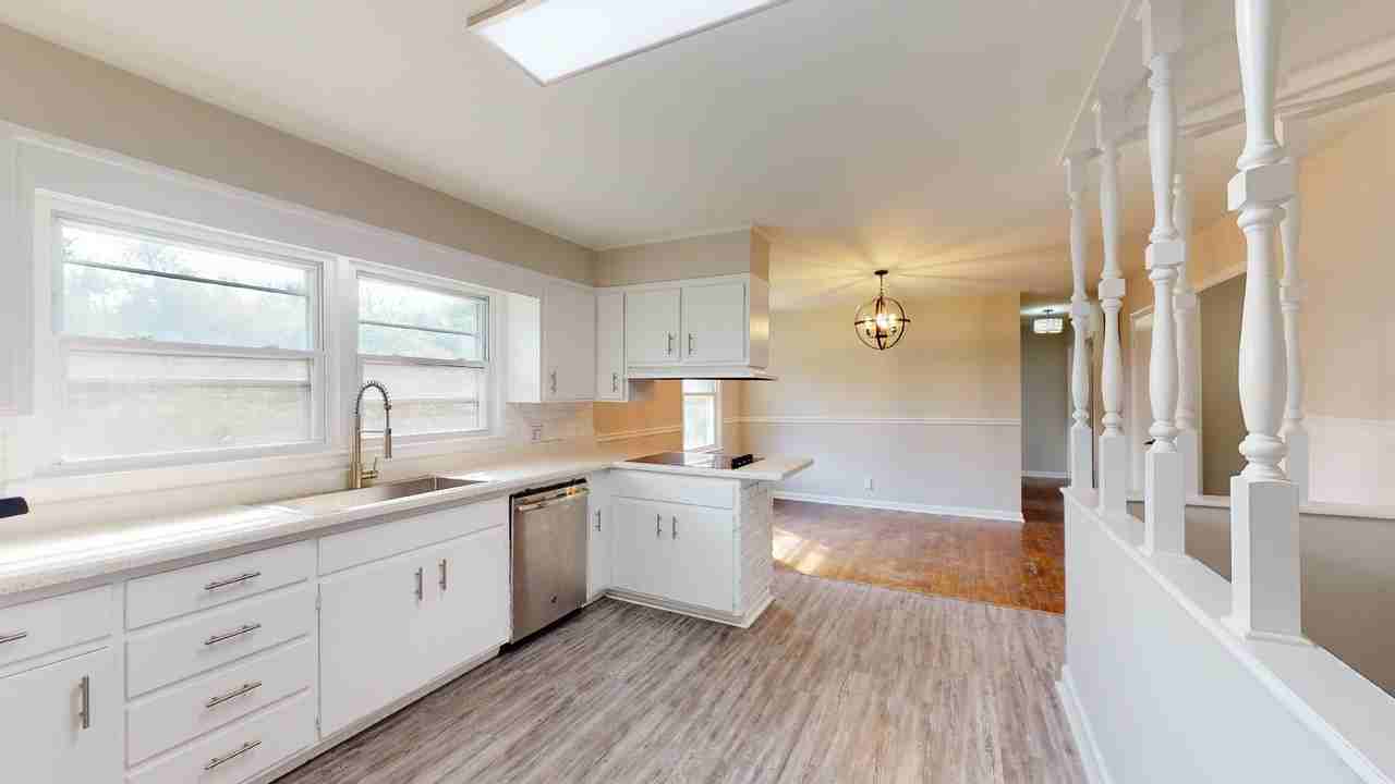 2601 Glenn Street - Photo 6 of 15