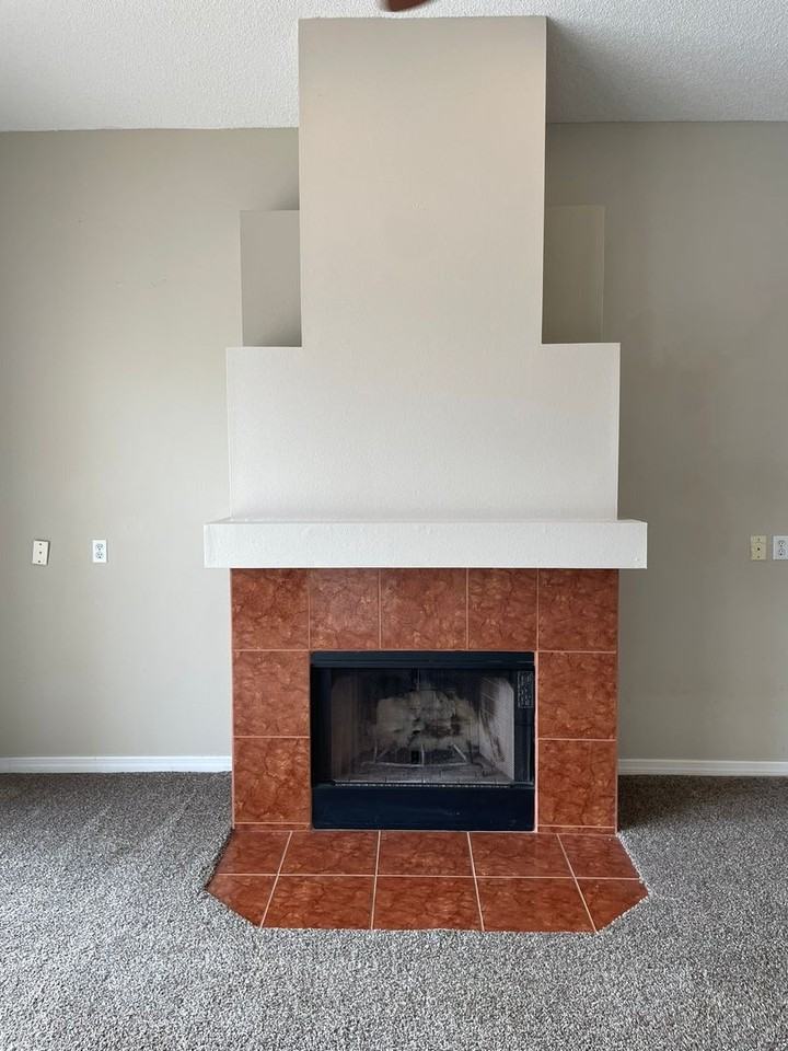 1687 Arash Cir - Photo 3 of 46