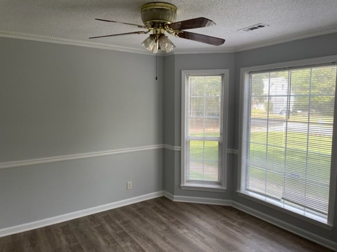 12 Thomas Crossing Dr - Photo 7 of 19