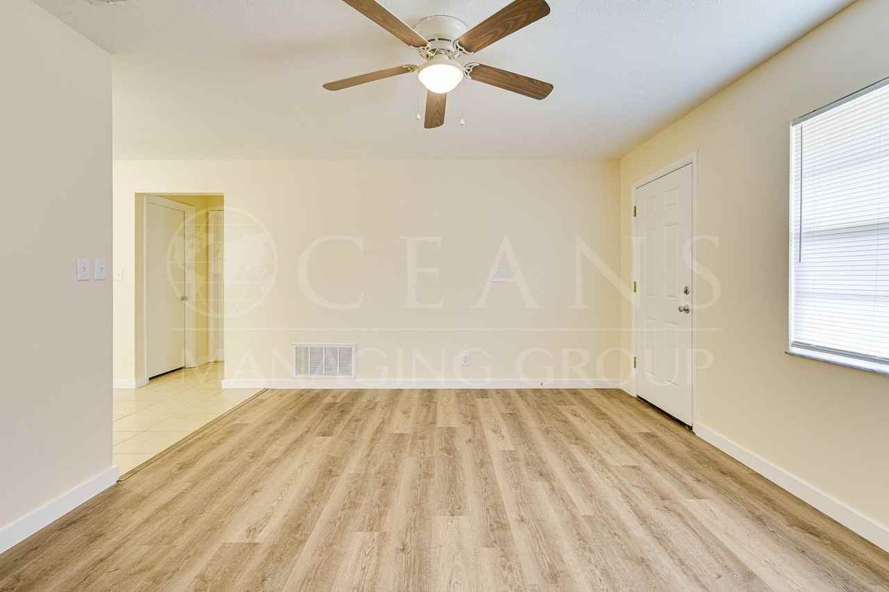 1608 Palmer Dr - Photo 6 of 31