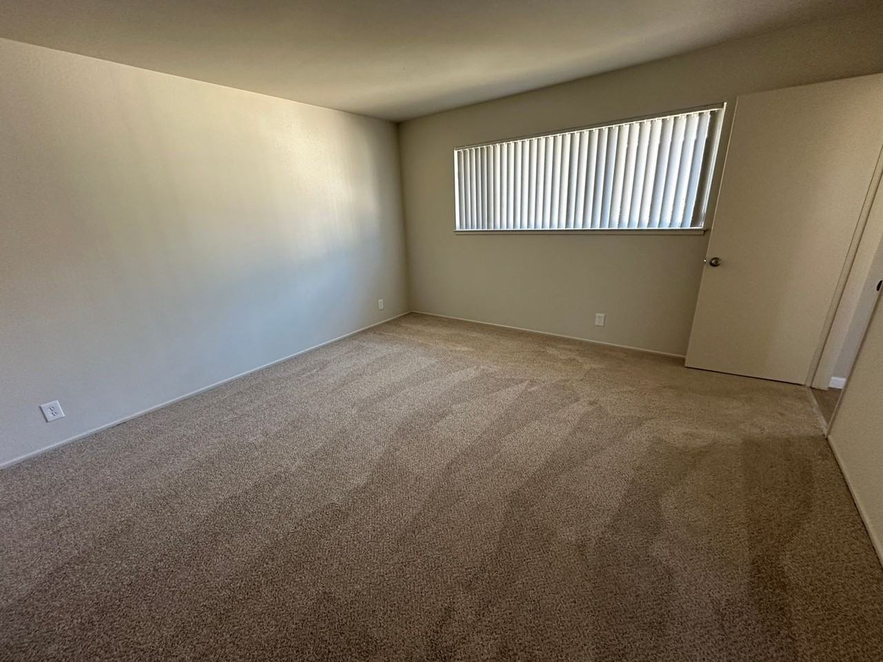 6365 Bollinger Rd - Photo 7 of 8