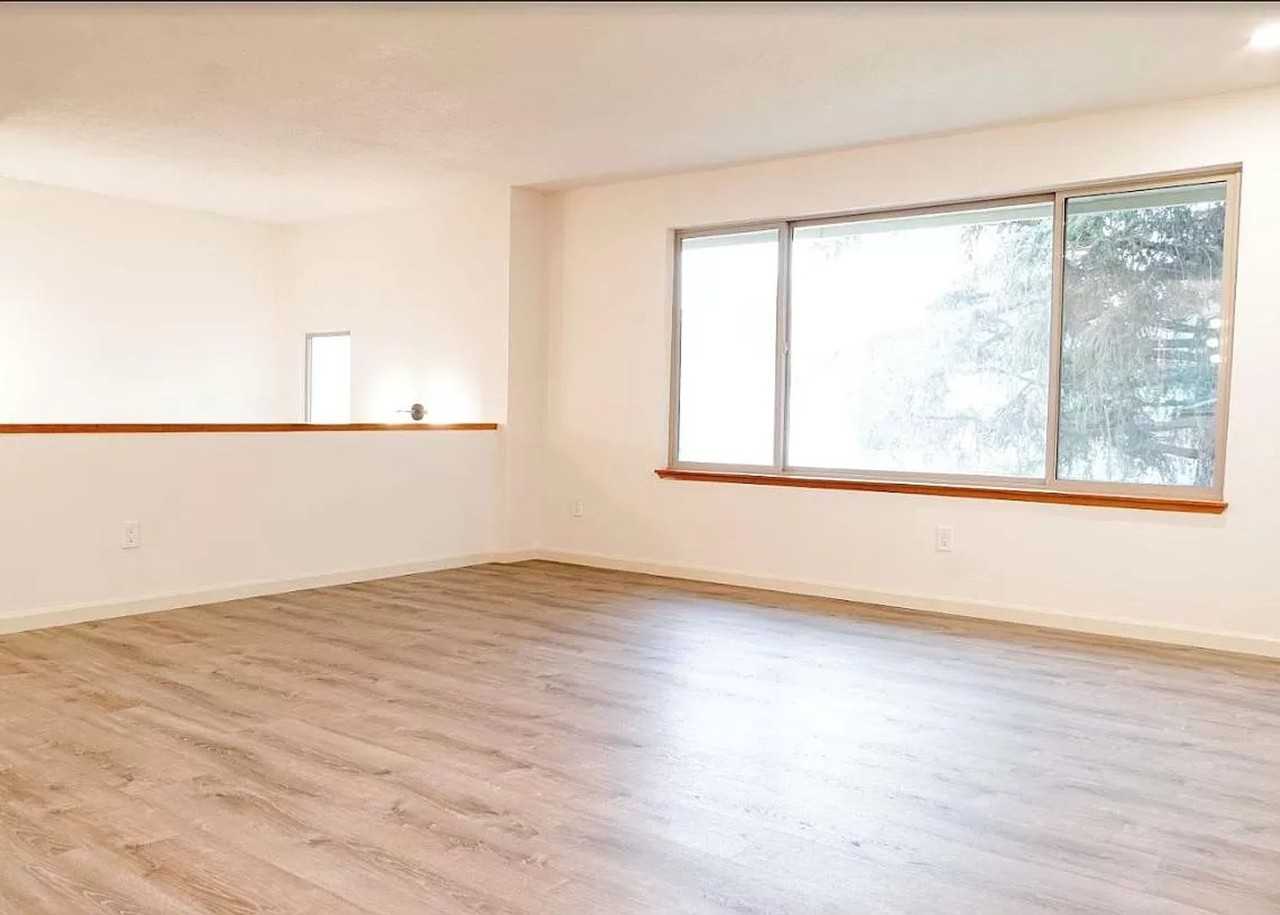 1705 Norman St - Photo 5 of 17