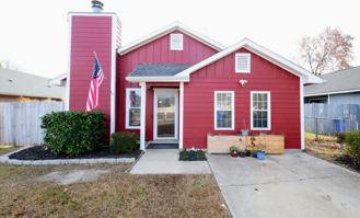 733 Mosswood Ln - Photo 1 of 1