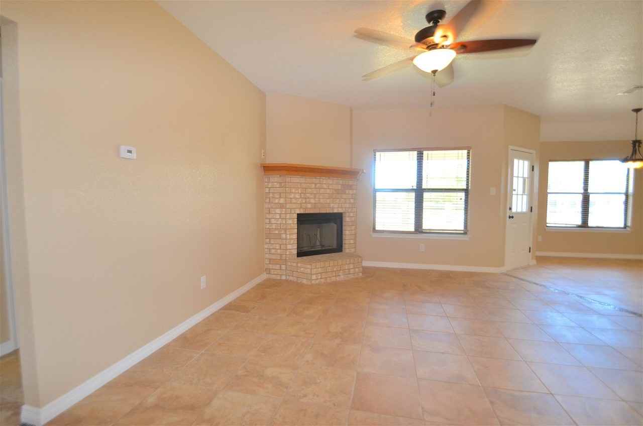 3303 Westwood Dr - Photo 2 of 10