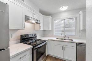 featured image of 395 9th St Ne