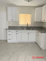 featured image of 1102 E 18th St