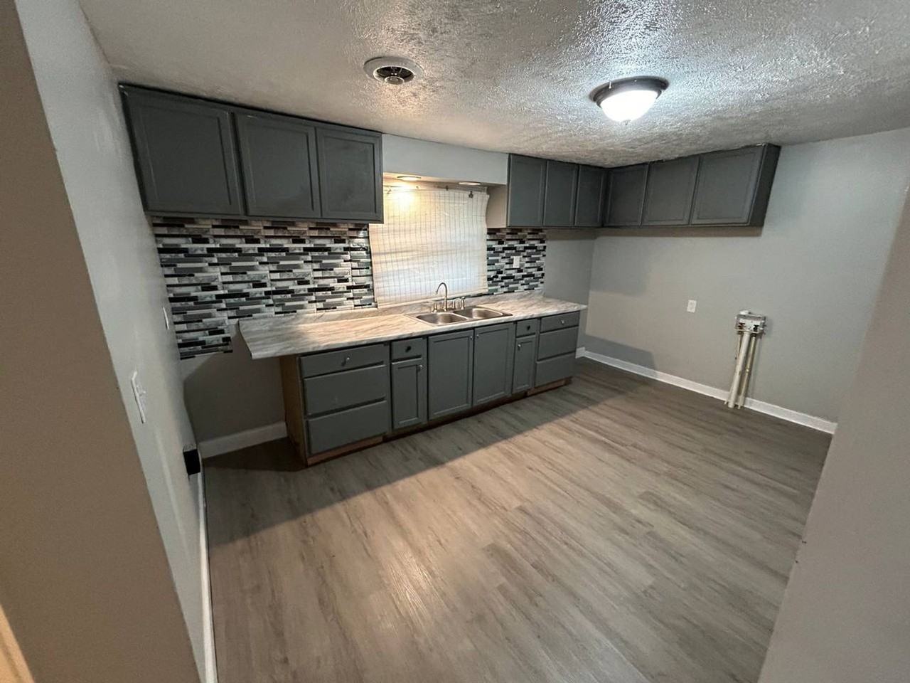 3328 W 61st St - Photo 2 of 14