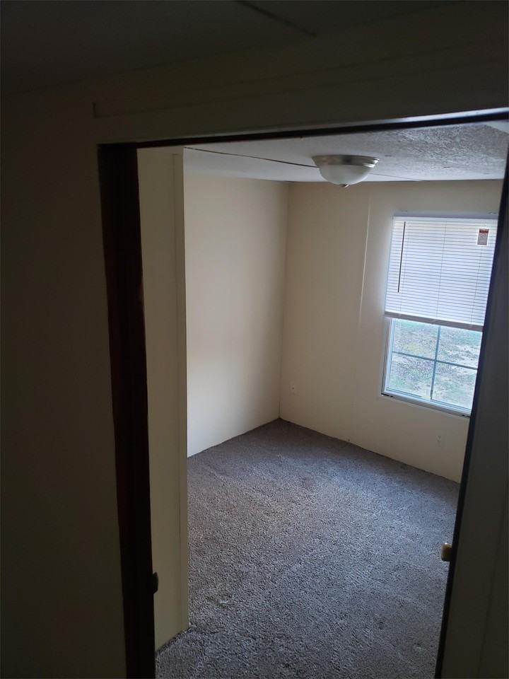 60 K And M Way - Photo 4 of 8