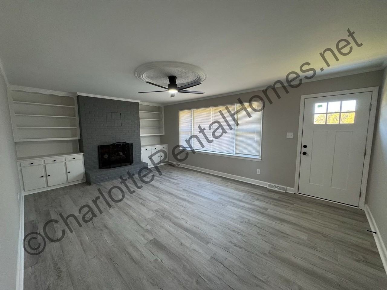410 N Cherry St - Photo 2 of 11