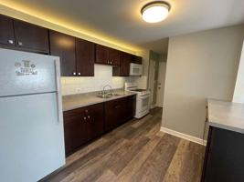 featured image of 300 N Brockway St