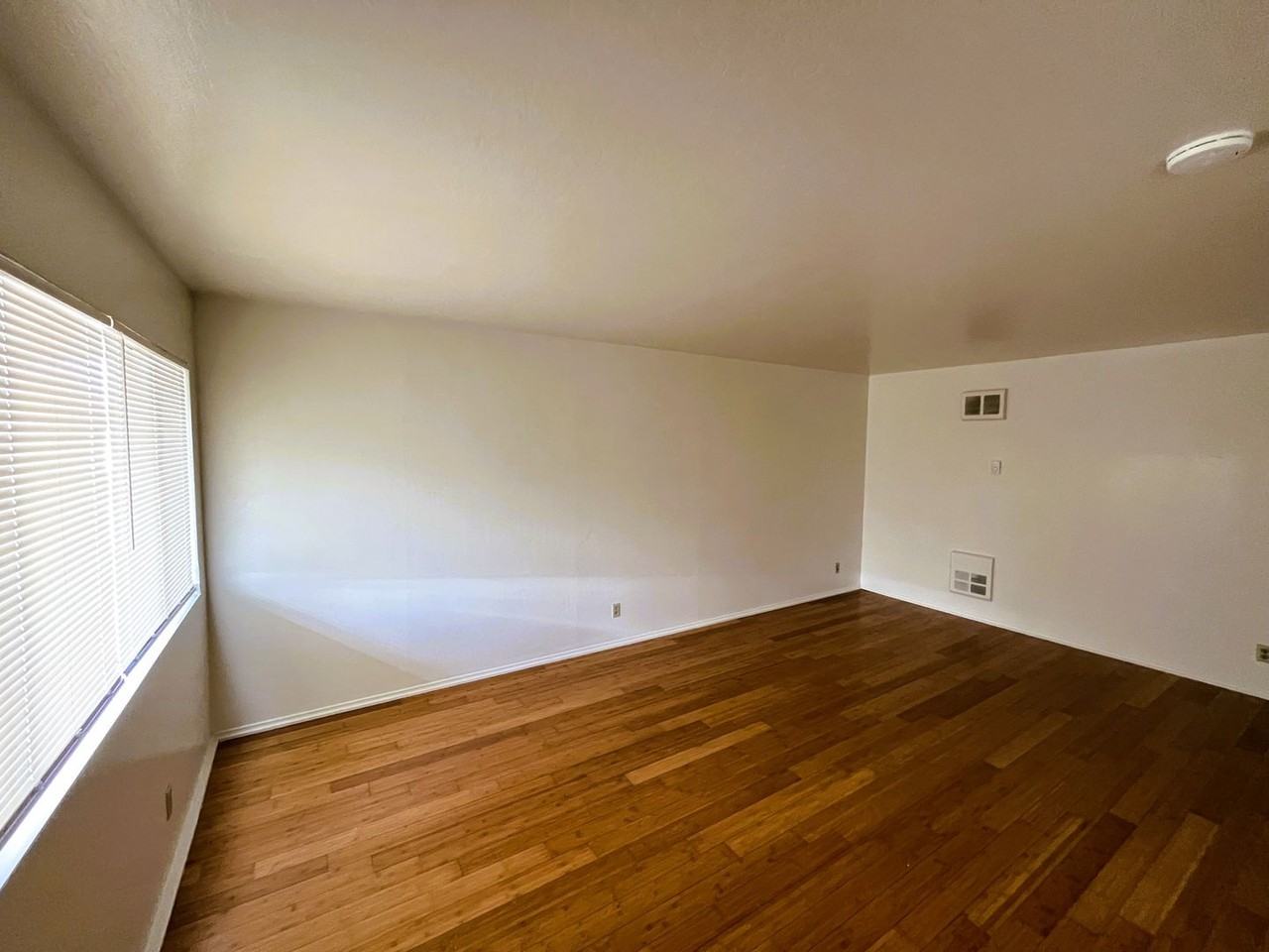 3774-3778 39th Ave - Photo 2 of 11