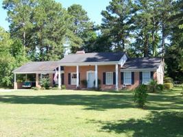 featured image of 113 N Edgewood Dr