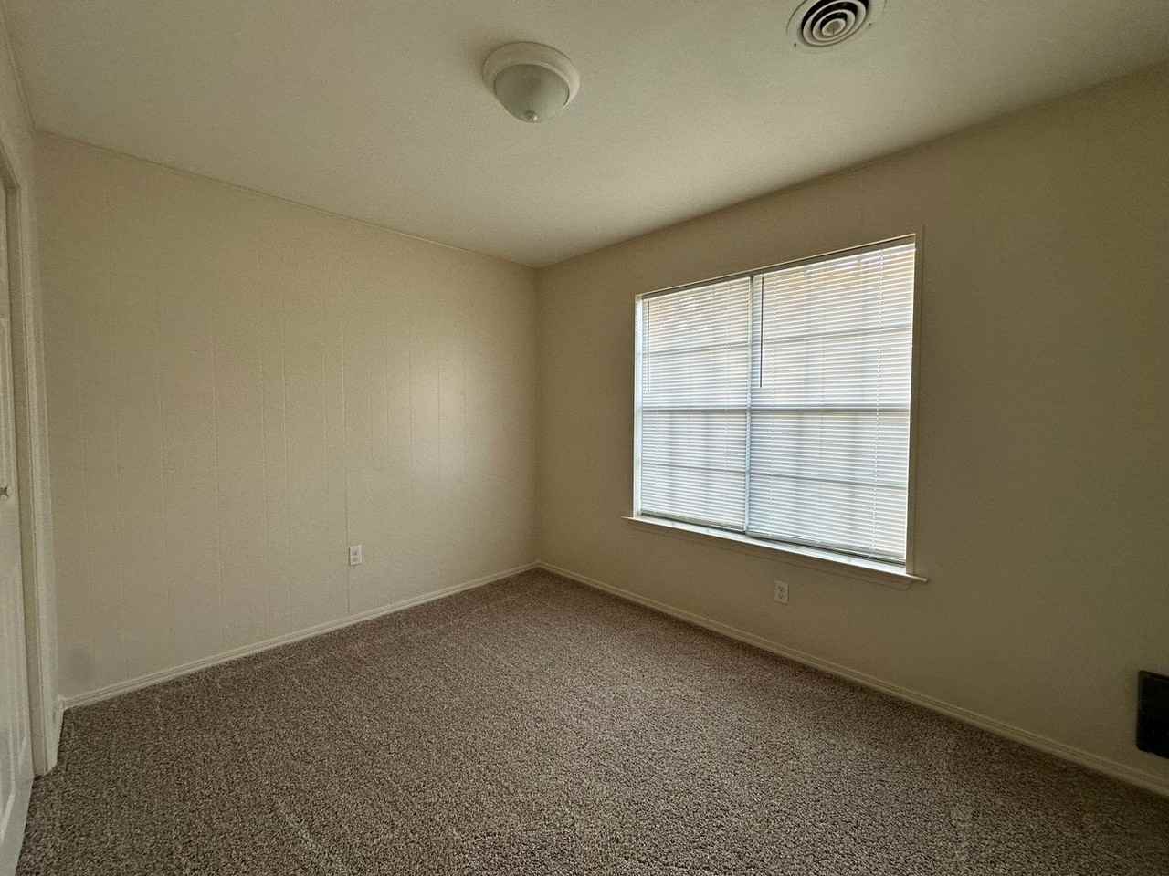 1815 S Erie Ave #1-4 - Photo 5 of 8