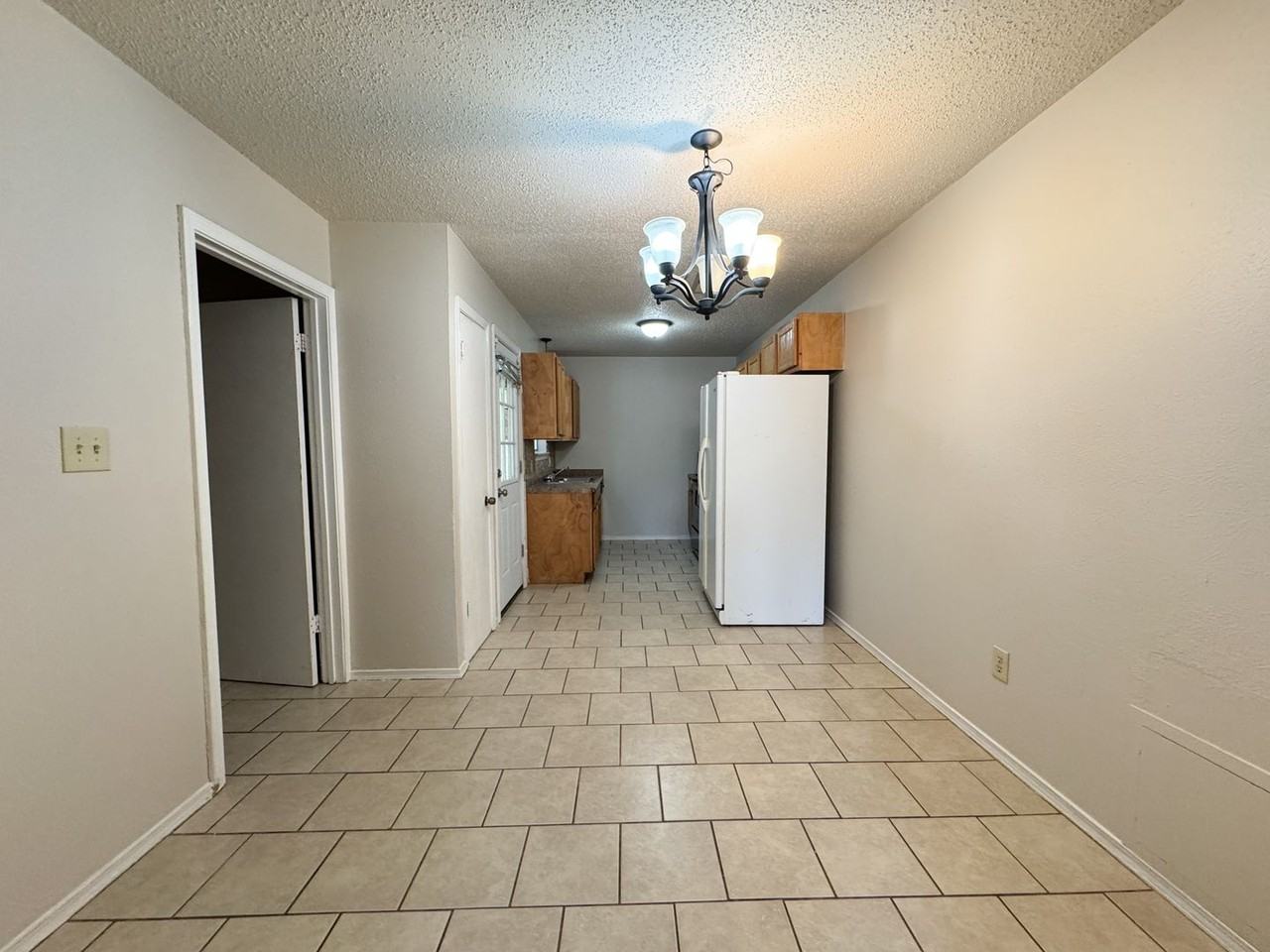 4945 O'Keefe 4945 - Photo 5 of 15