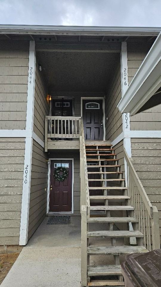 2046 Church View Road - Photo 2 of 16