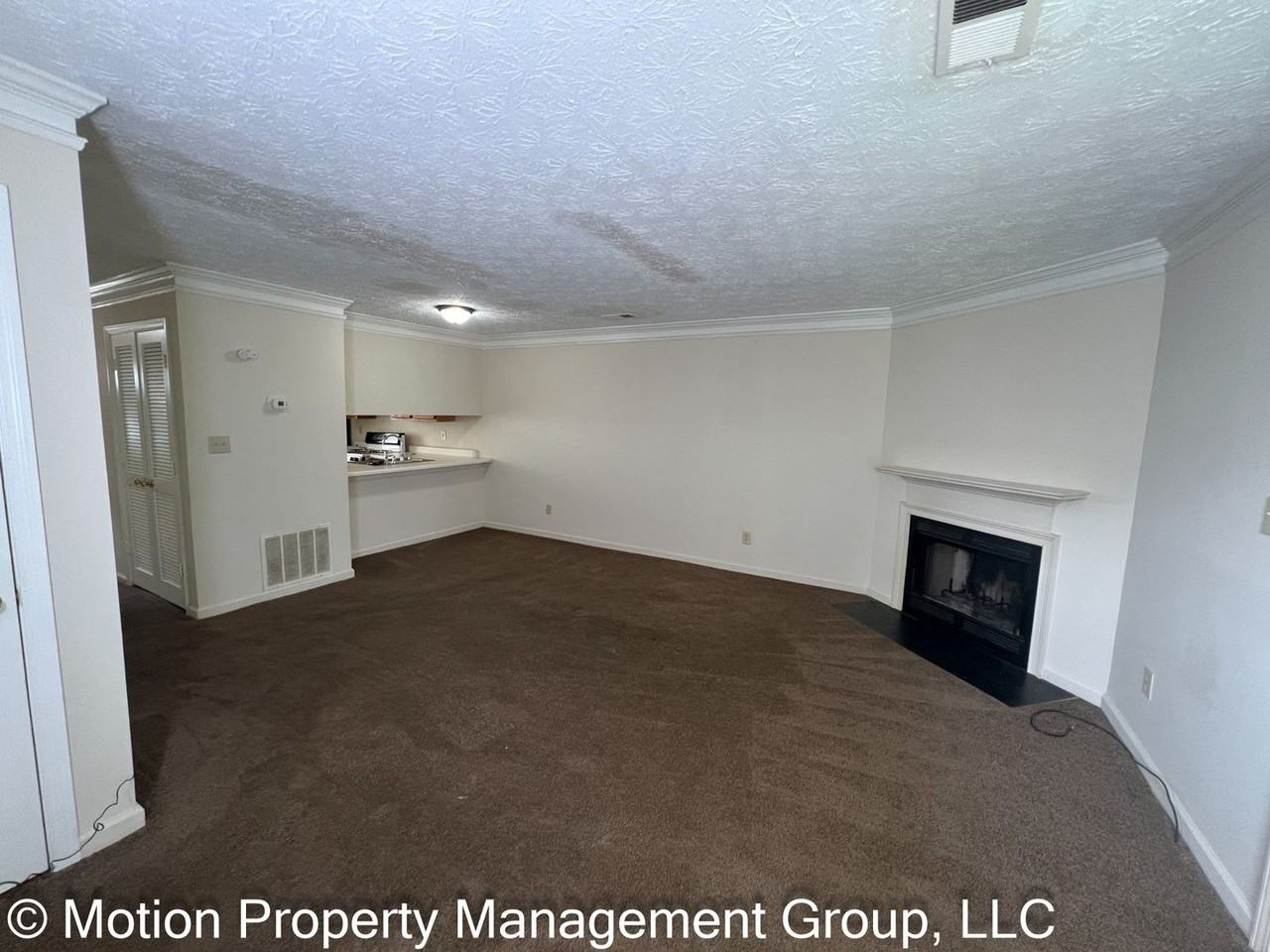 6426 Charter Way - Photo 4 of 17