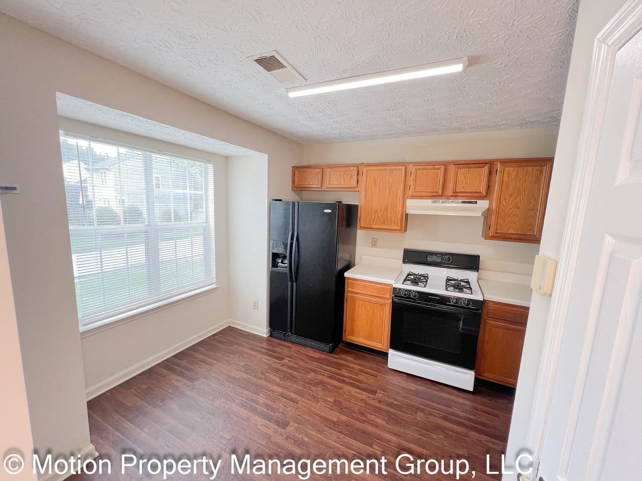 6426 Charter Way - Photo 5 of 17