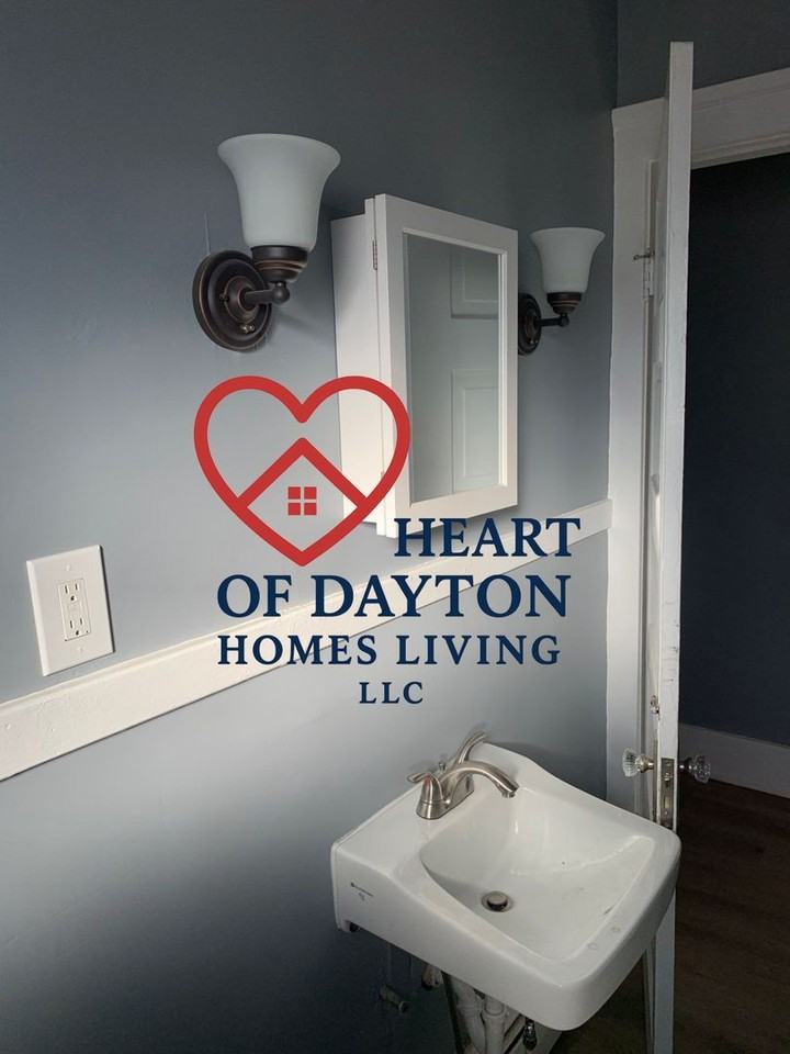 1730-1736 E 3rd St - Photo 6 of 20