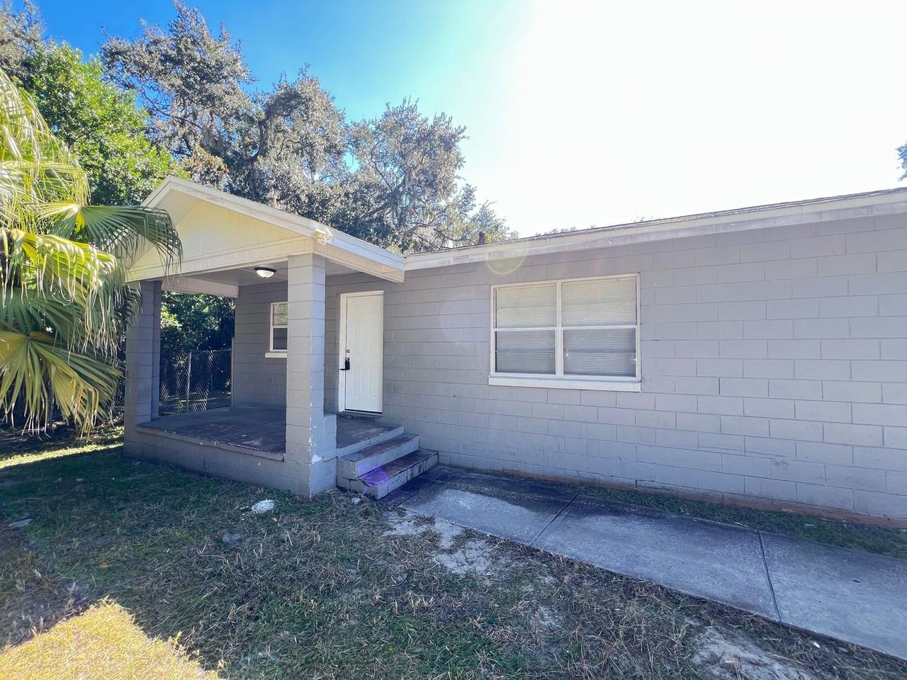 1118 Tuskegee St #2 - Photo 2 of 17