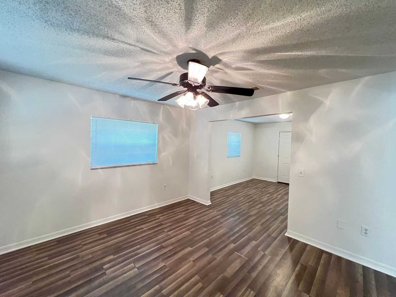 1118 Tuskegee St #2 - Photo 4 of 17