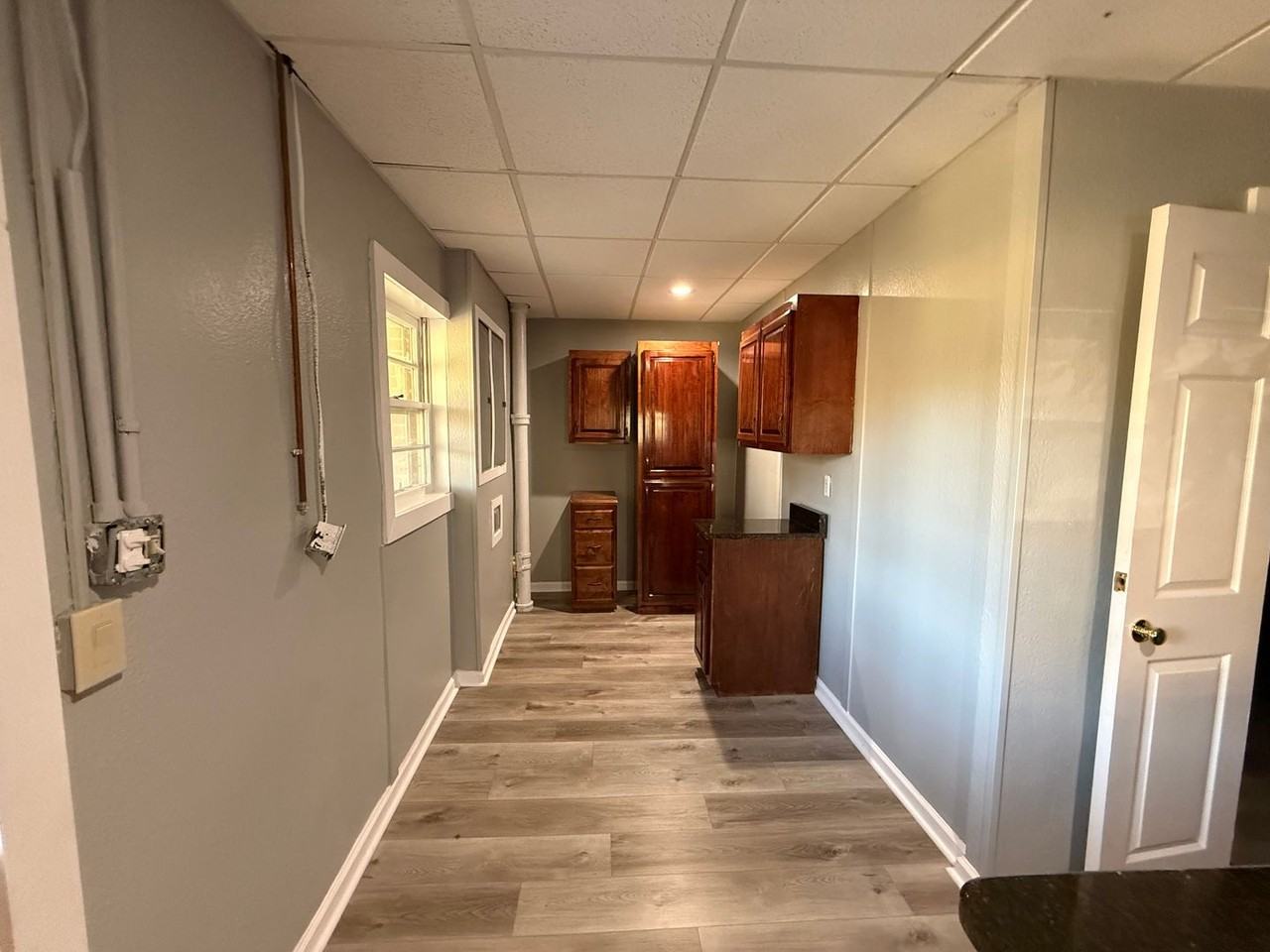 269 W Hermitage Rd Ne - Photo 2 of 9