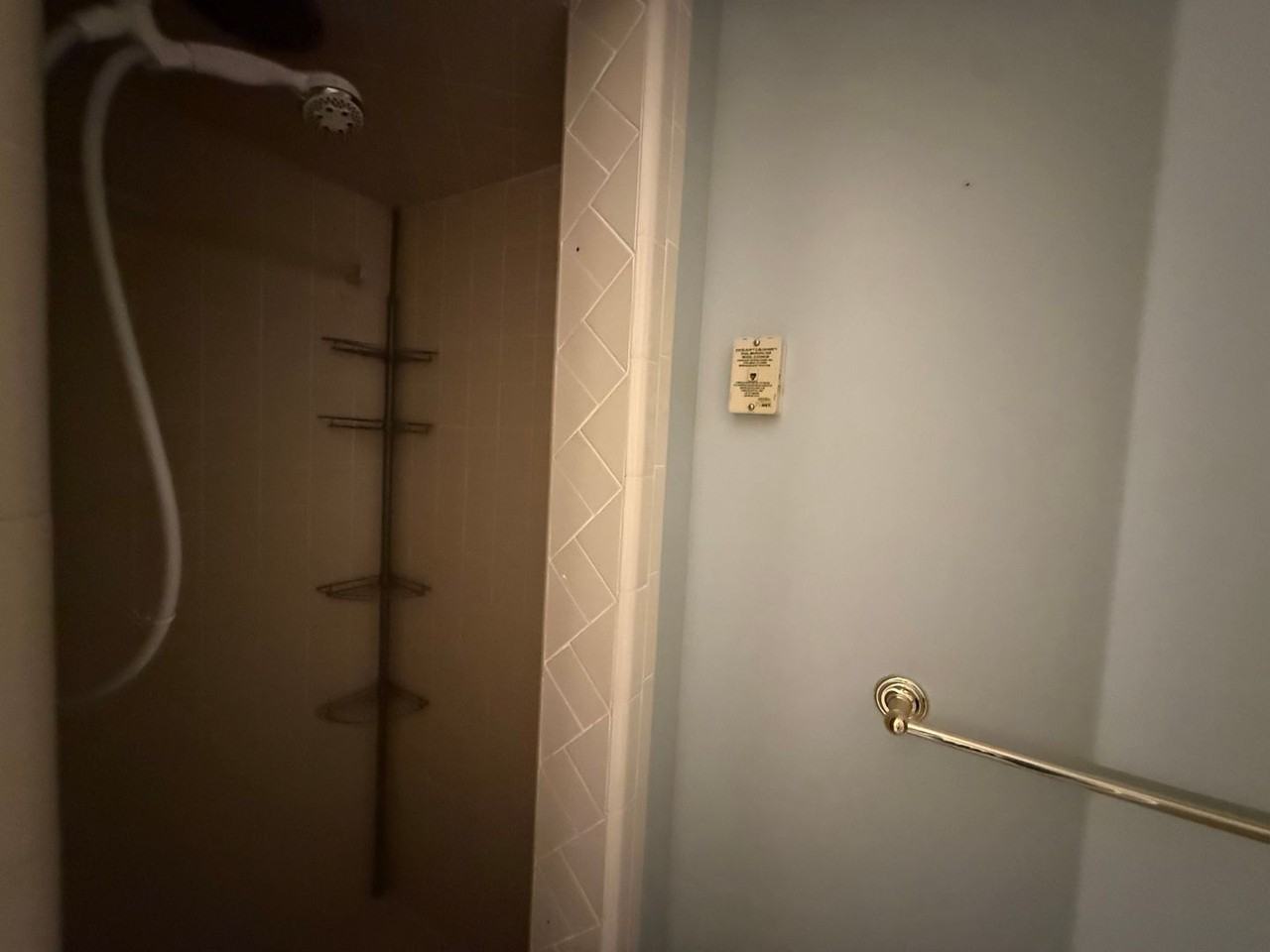 269 W Hermitage Rd Ne - Photo 7 of 9