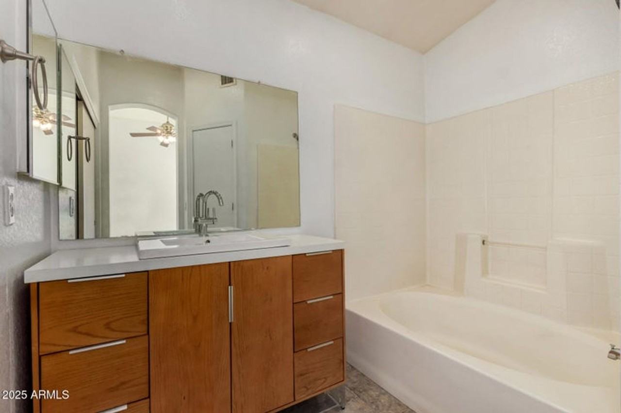 8759 W Coronado Rd - Photo 7 of 14