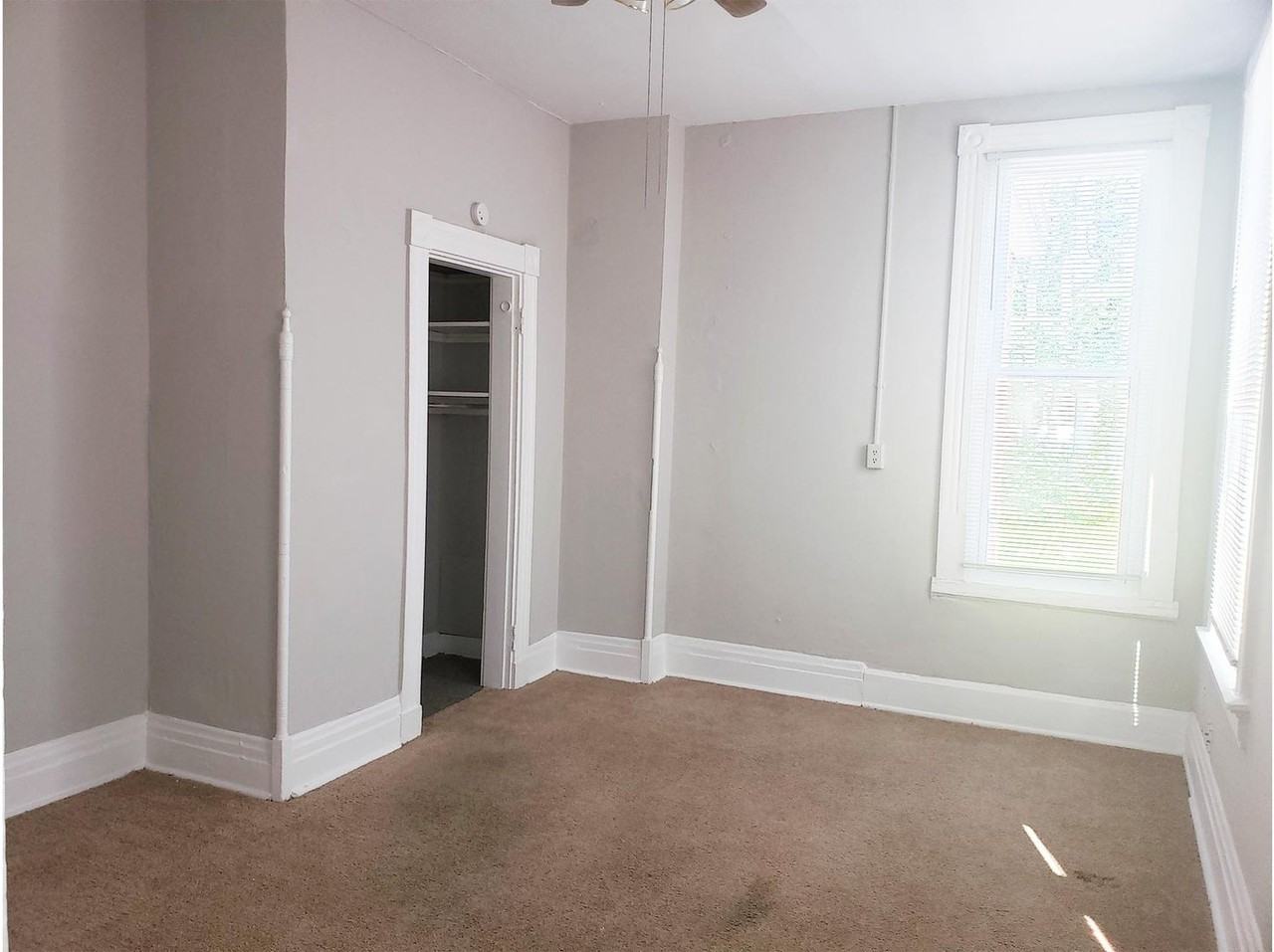 3218 Bishop Street - Photo 4 of 14